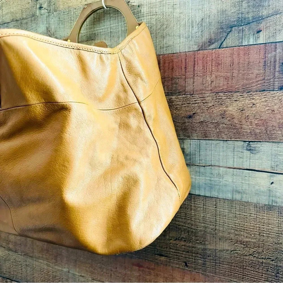 Jonathan Adler Hex Handle Leather Bag - Picture 4 of 10